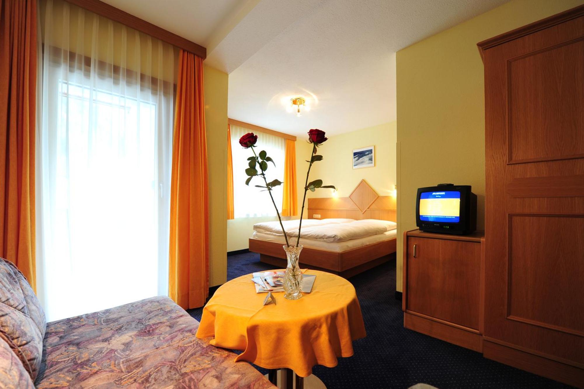 Bed and Breakfast Haus Enzian St. Anton am Arlberg Zewnętrze zdjęcie