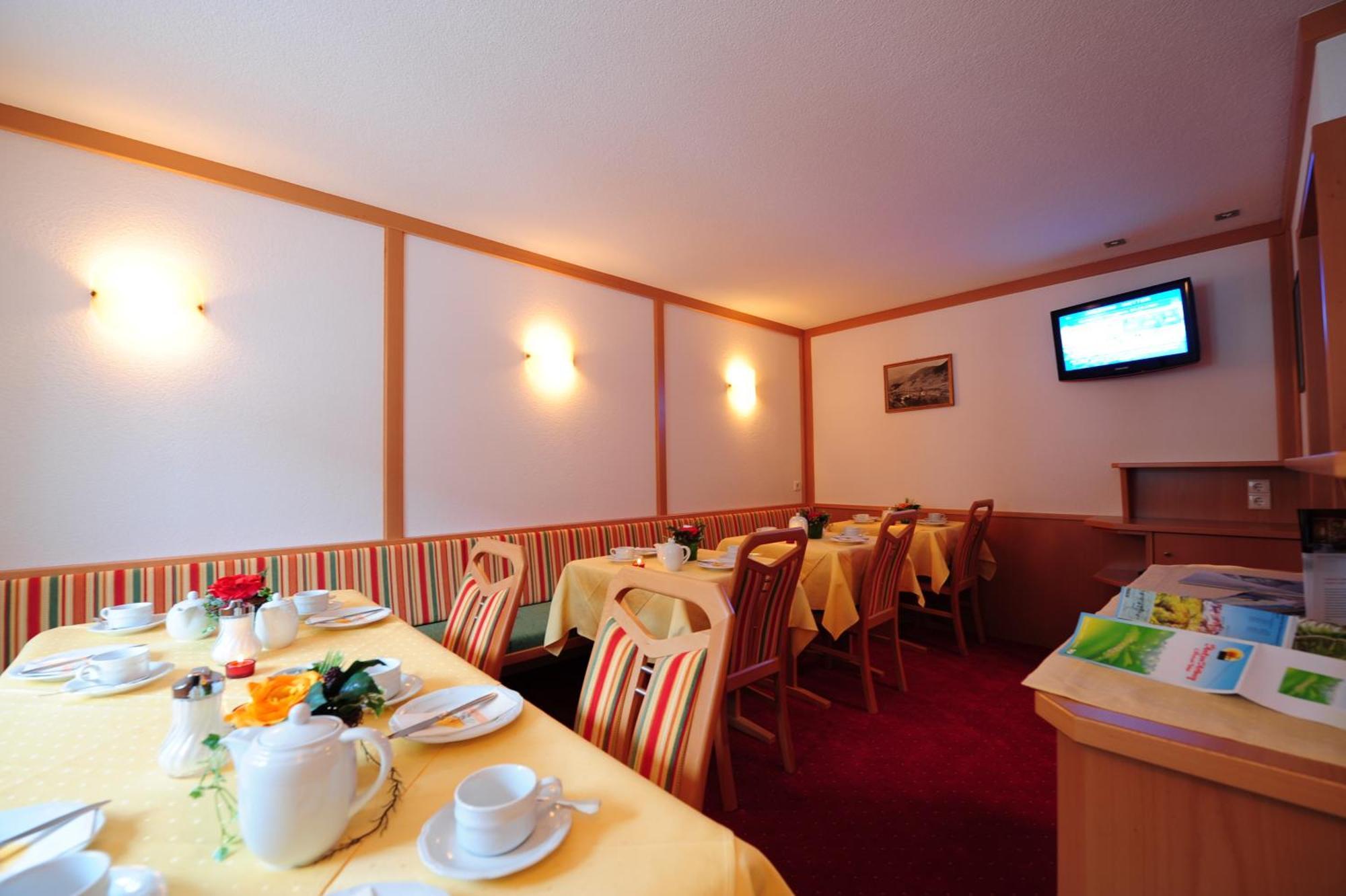 Bed and Breakfast Haus Enzian St. Anton am Arlberg Zewnętrze zdjęcie