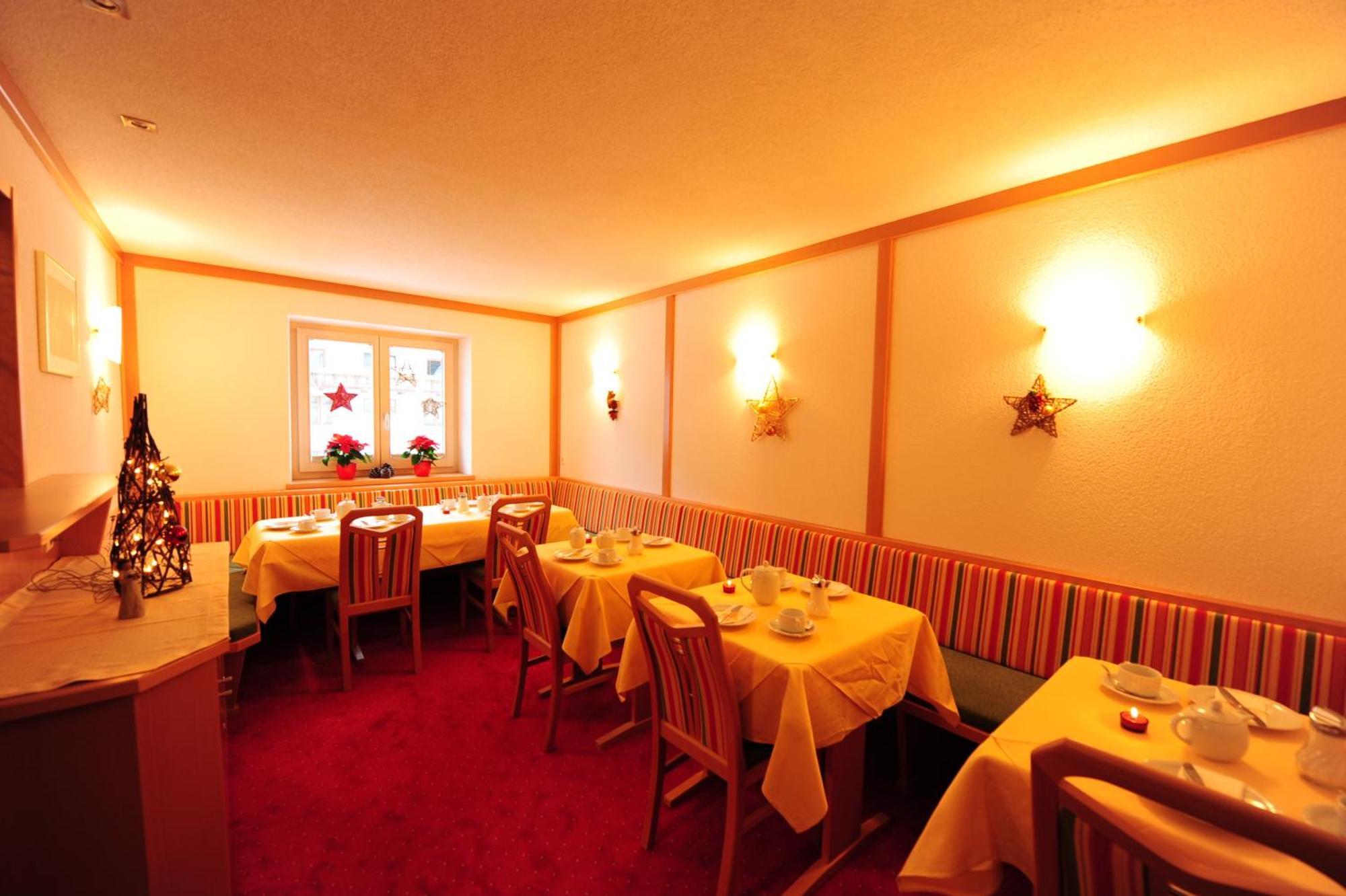 Bed and Breakfast Haus Enzian St. Anton am Arlberg Zewnętrze zdjęcie
